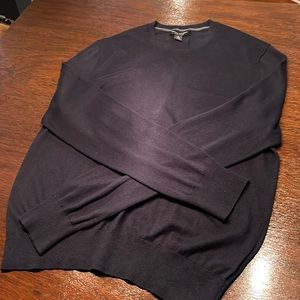 Banana republic luxury blend navy crewneck sweater